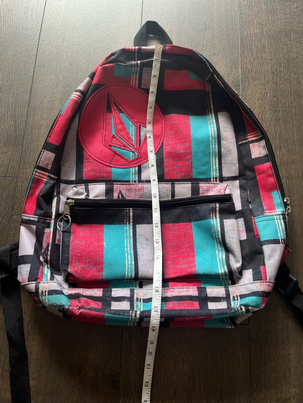 Volcom Plaid Backpack - Picture 9 of 10